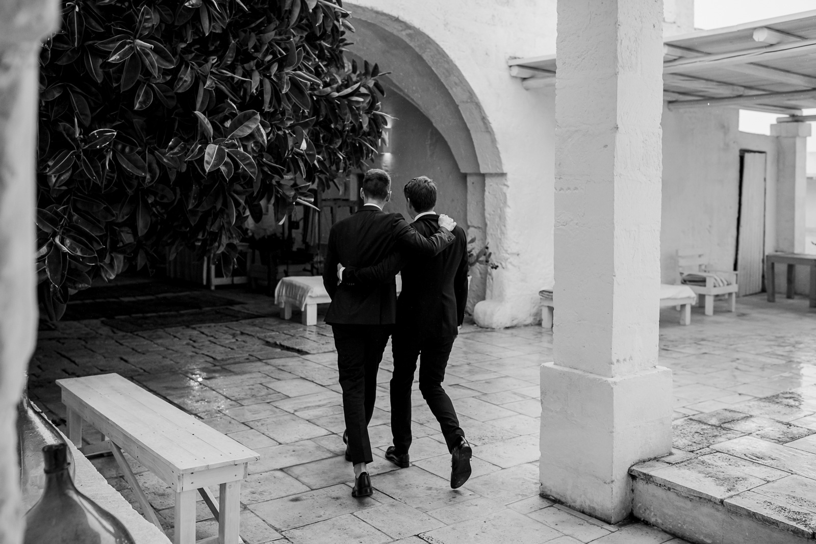 Rainy wedding in Puglia _ Rainy wedding in Puglia at Masseria Potenti