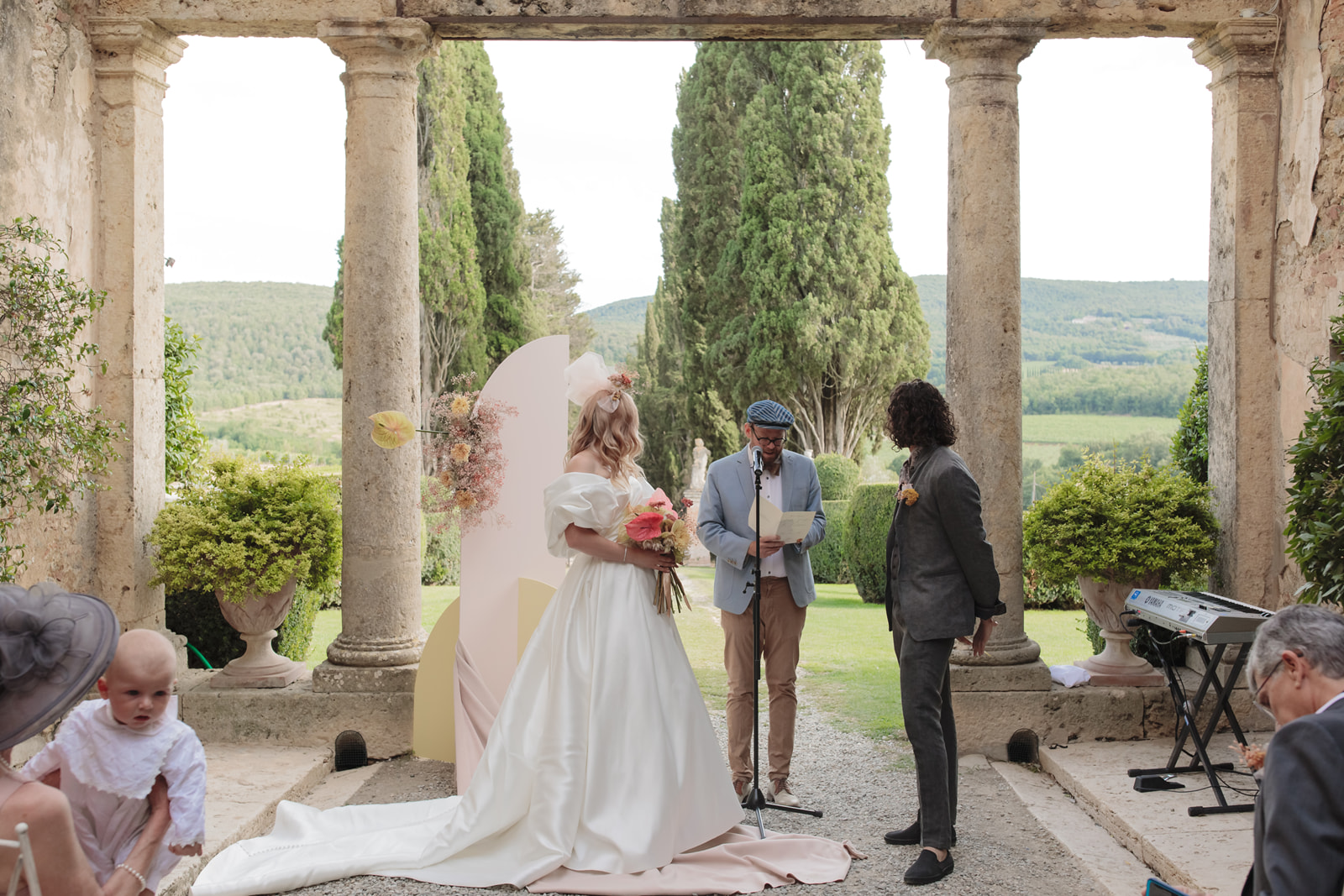 Wedding in Borgo Stomennano _ A colorful Wedding in Borgo Stomennano