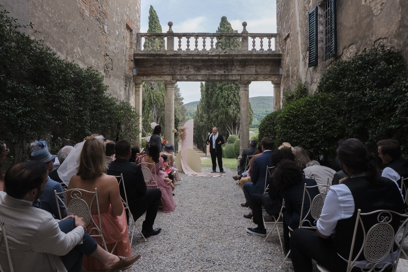 Wedding in Borgo Stomennano _ A colorful Wedding in Borgo Stomennano