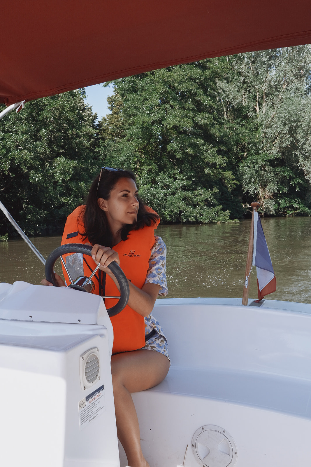 Strasbourg Morgane Schaller conduisant un bateau sans permis à Strasbourg