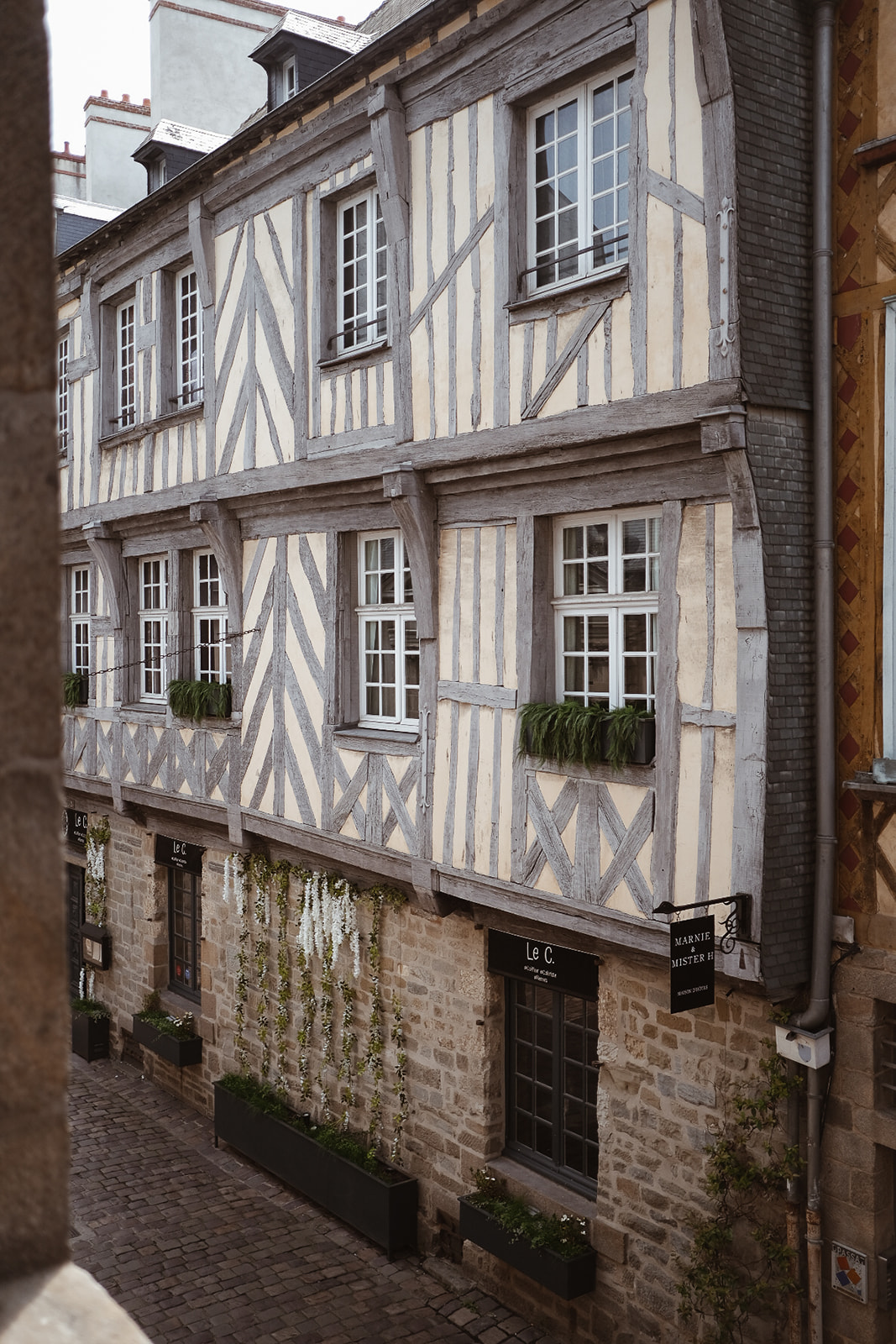 Marnie & Mister H Marnie-et-MisterH-maison-dhotes-rennes