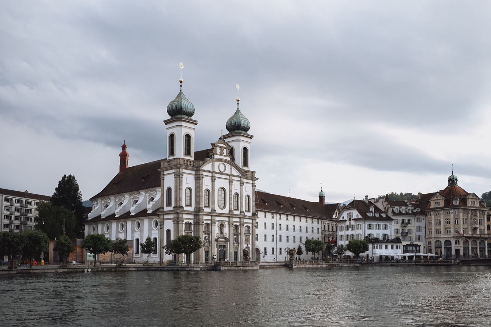 Lucerne Lucerne-eglise-des-jesuites