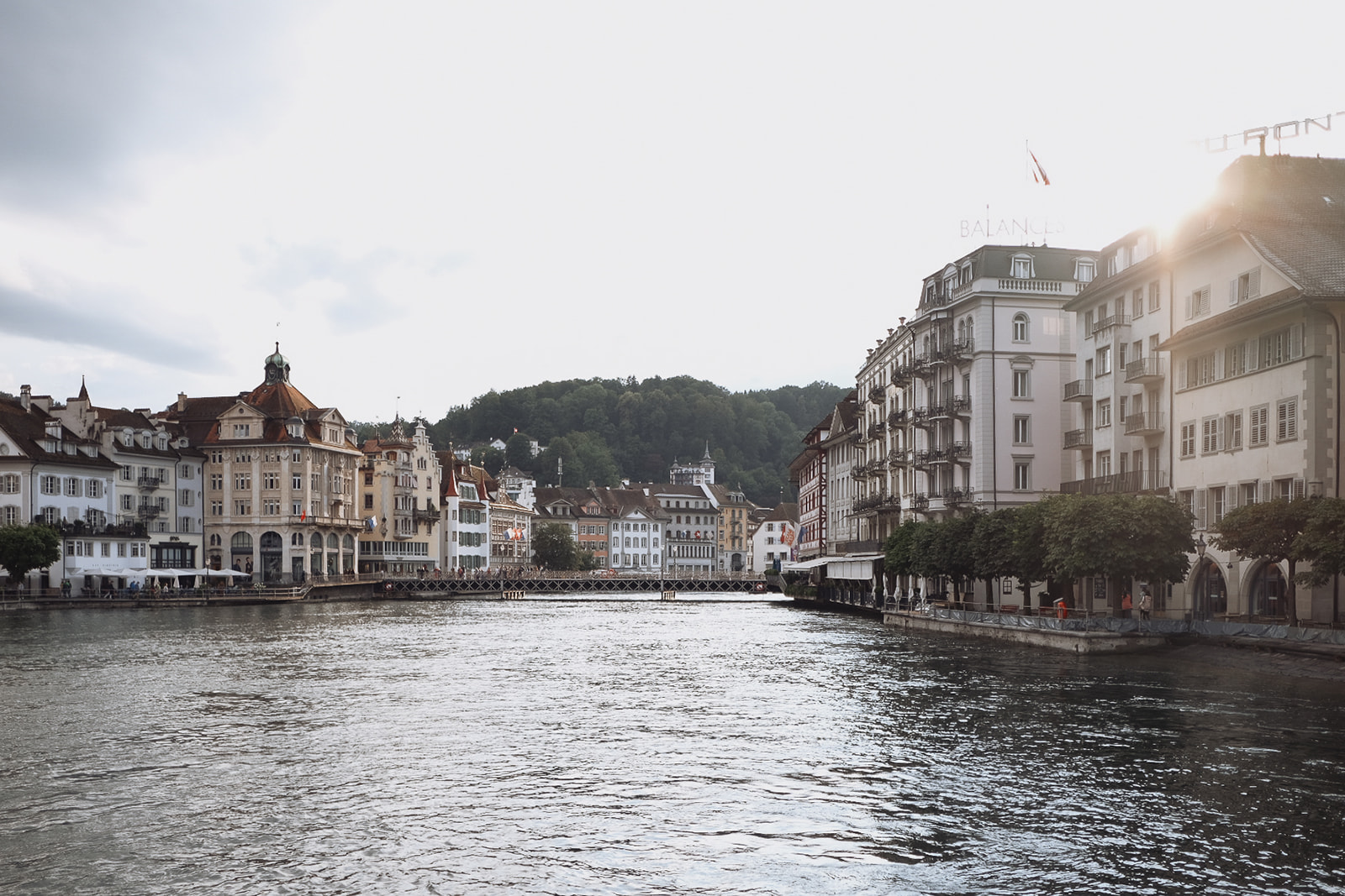 Lucerne ville-de-lucerne-vue-de-la-riviere