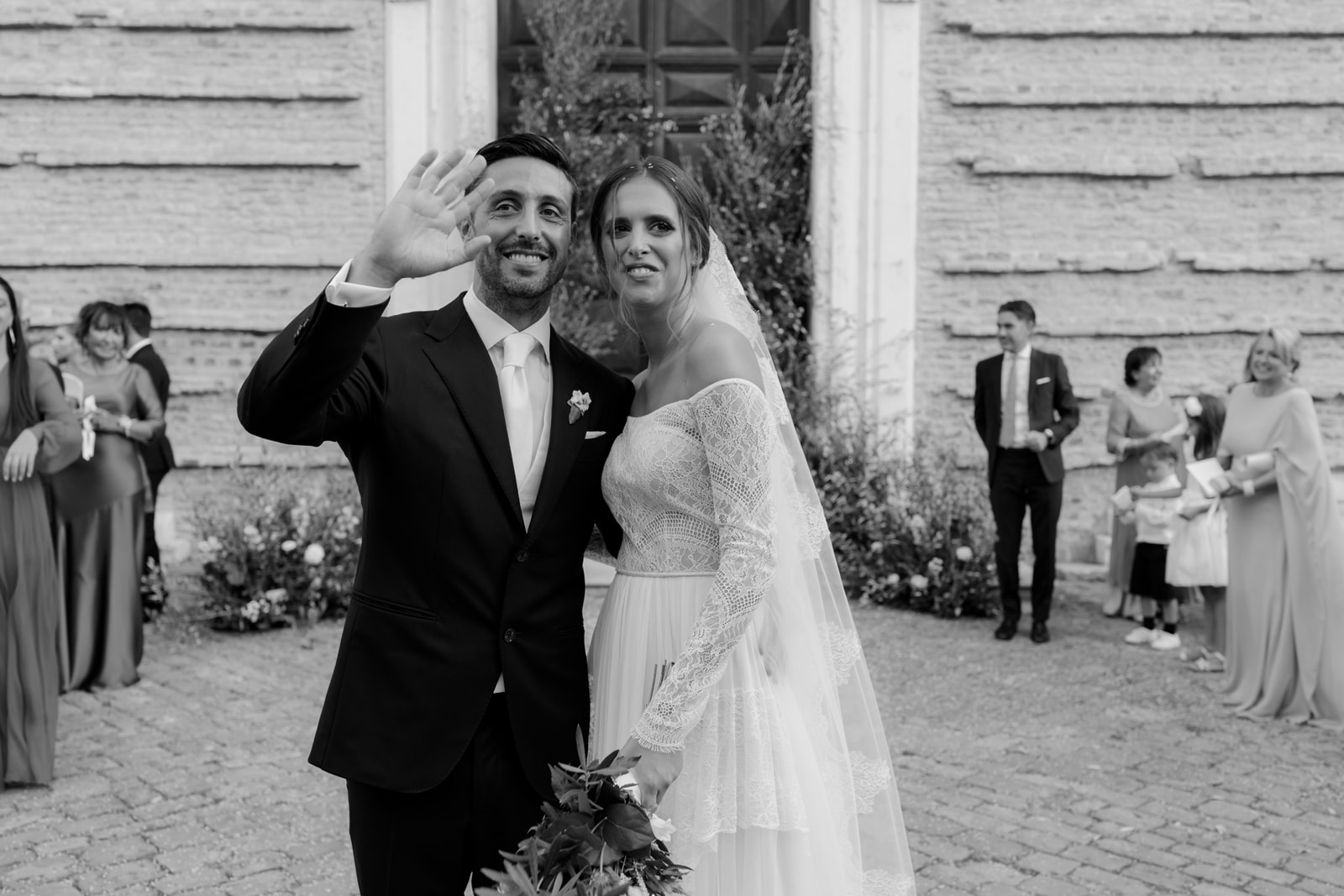 wedding in le Marche _ A Villa with a view: Refined and Romantic Wedding in Le Marche region