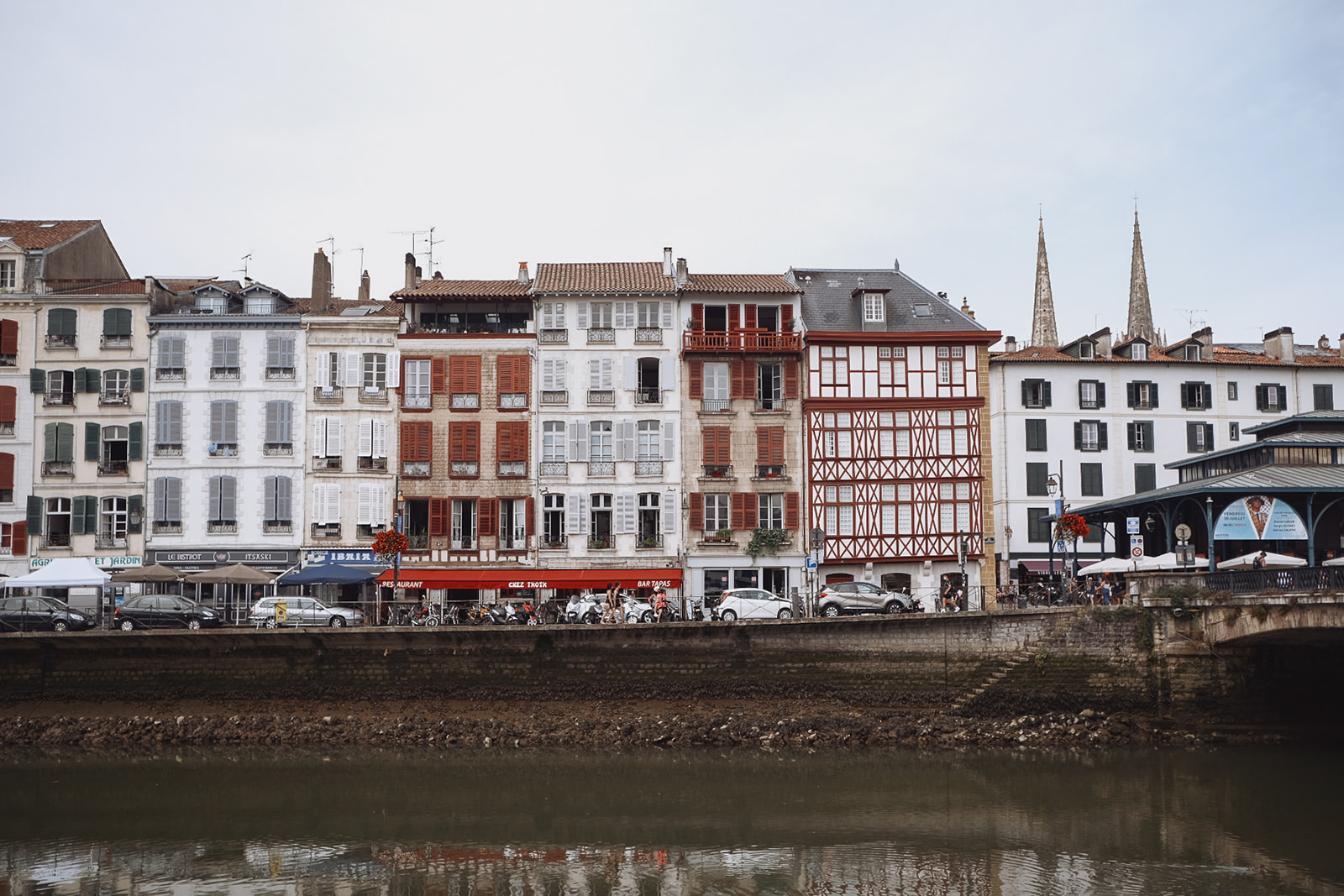 Bayonne Bayonne-vue-maisons